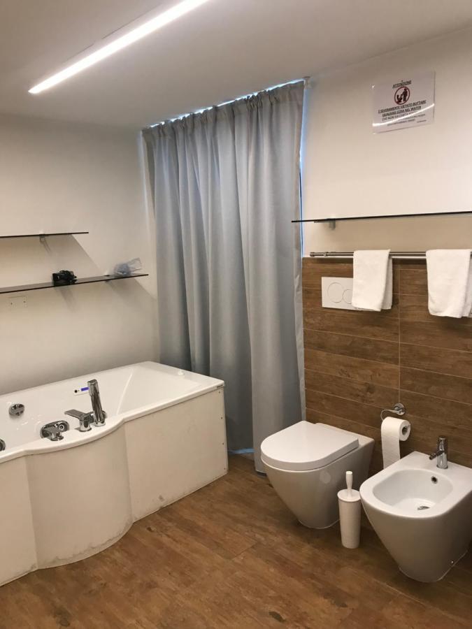 L'Alloggio Del Capitano Viareggio Extérieur photo